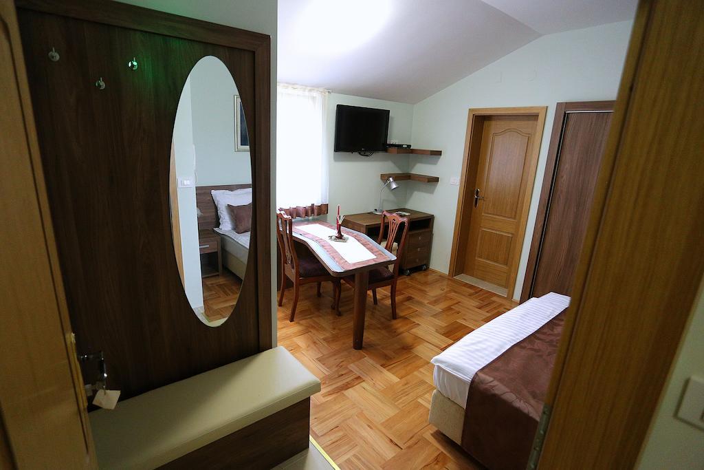 Apartments Ivana - Iva Zadar Exterior photo